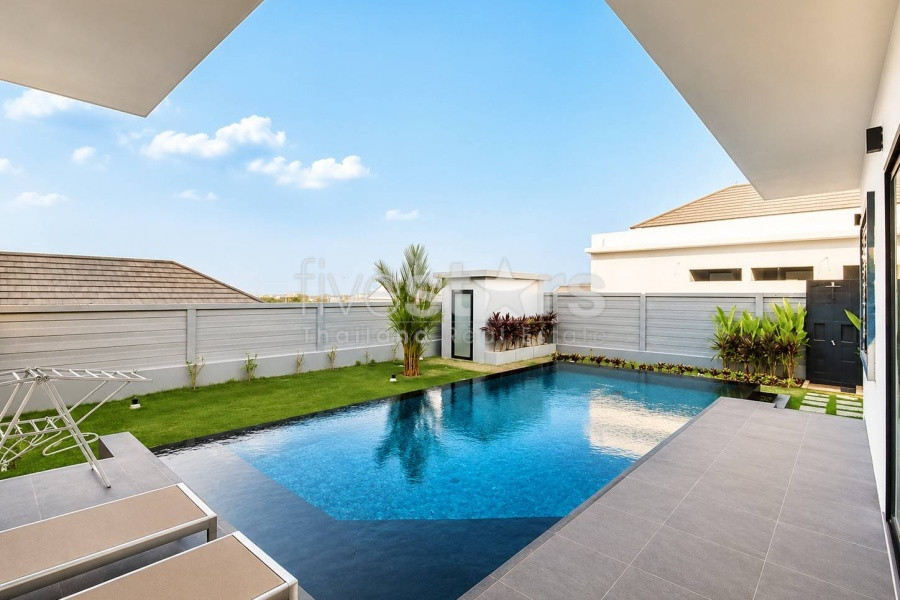 Modern 3-Bedroom Villa with Private Pool in Sivana Hills, Hua Hin, photo 3