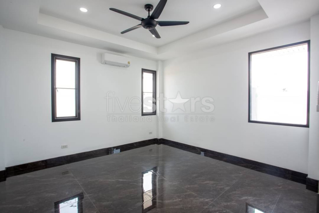 Modern 3-Bedroom Pool Villa in Wang Pong, Hua Hin – Ready to Move In!, photo 9