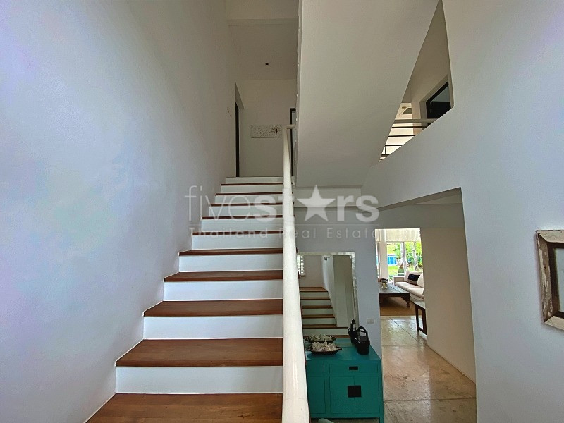Luxurious 4 Bedroom 2 Storey Villa On Private Residence, photo 13