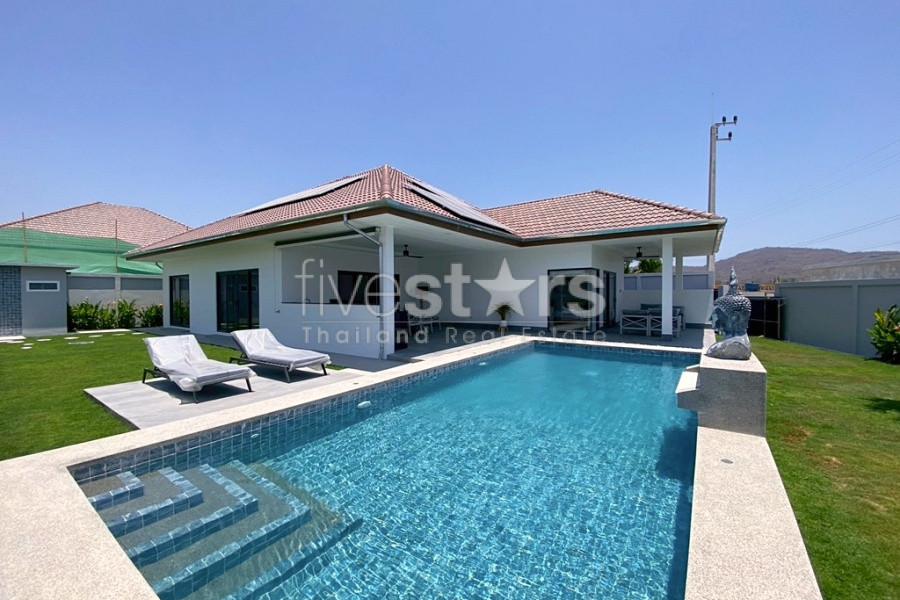 Spacious 3-Bedroom Modern Pool Villa in Hua Hin – Signature Plus | From THB 9,080,000, photo 2