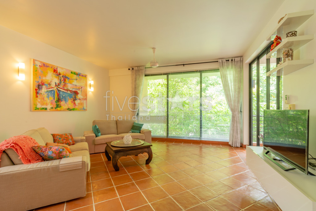 Beautiful 2 Bedroom Condo Near The Beach, photo 7