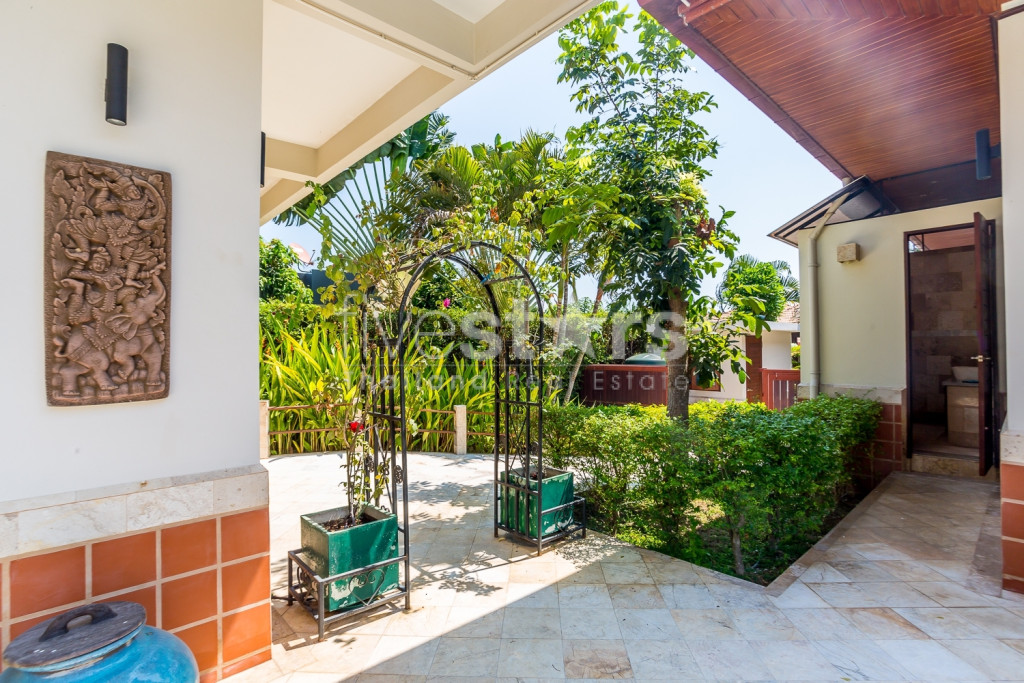 Large Luxury Pool Villa For Sale 2km From Khao Kalok Beach, photo 6