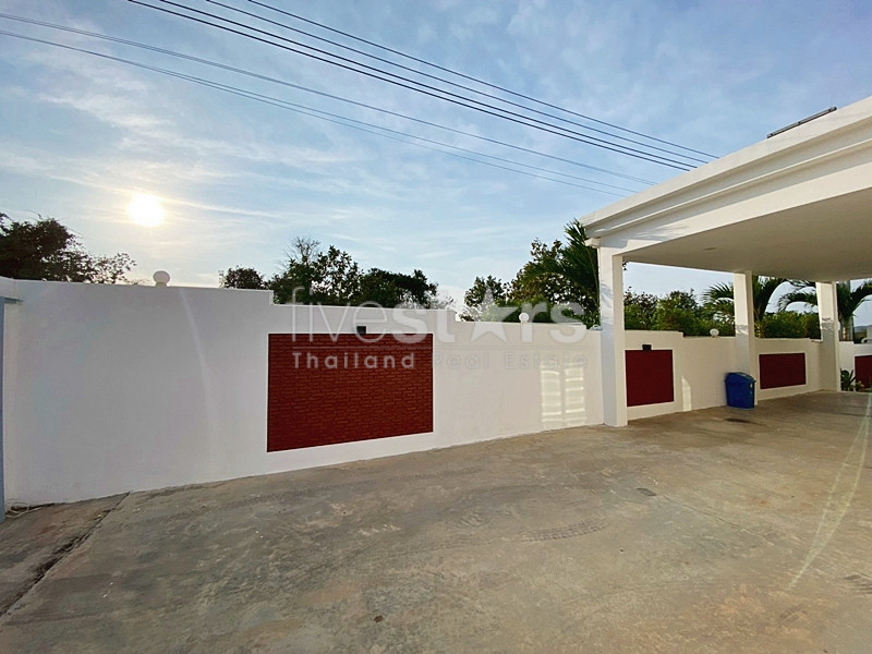 Modern Renovated 2-Bedroom Villa with Tropical Garden in Thap Tai, Hua Hin, photo 11