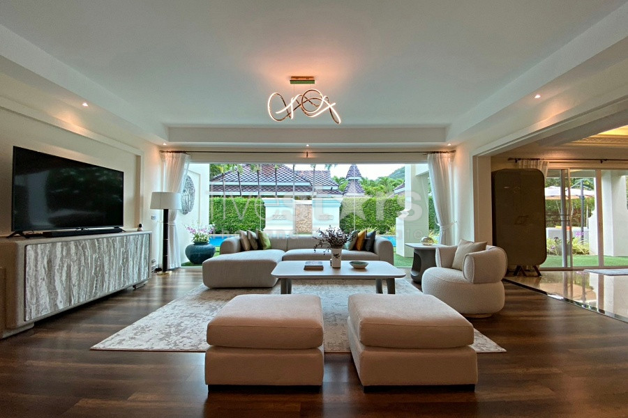 Stunning 5-Bedroom Villa with Mountain Views, Near Sainoi Beach in Hua Hin, photo 10