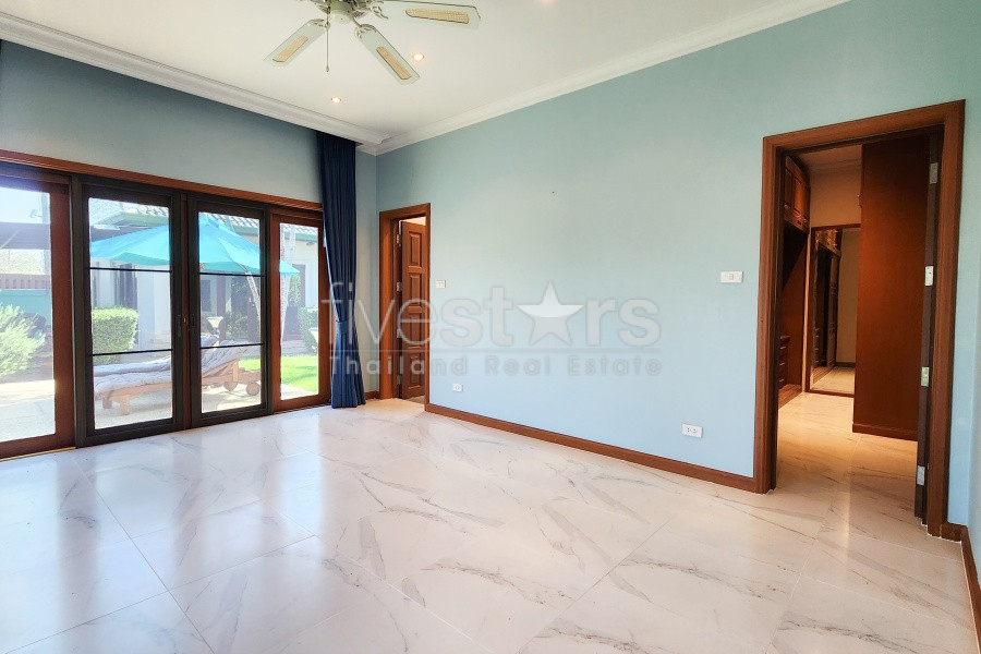 Pool Villa at Coconut Garden 2 Hua Hin Soi 70 for Sale, photo 13