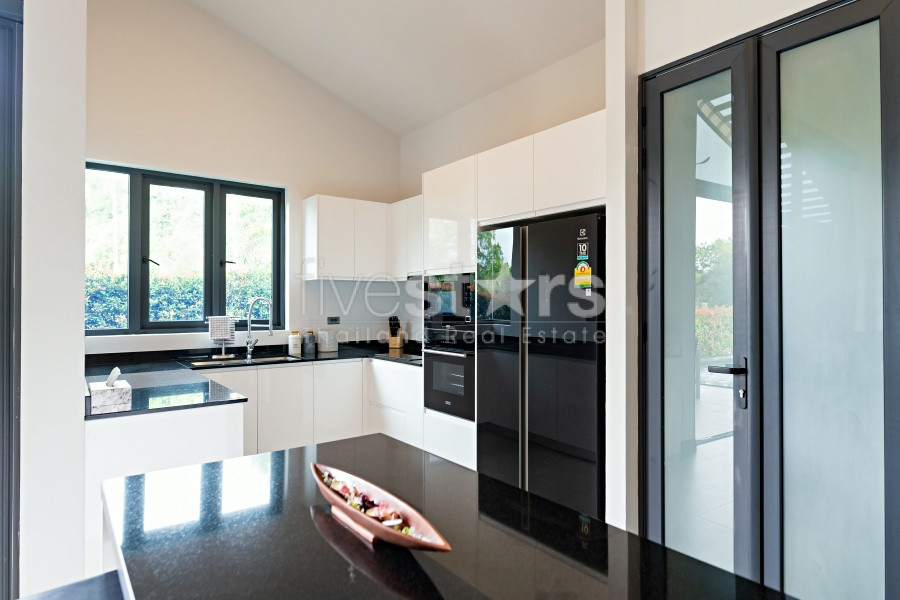 Sanctuary Lakes : 3 Bedroom Luxury Pool Villa in Hua Hin, photo 7