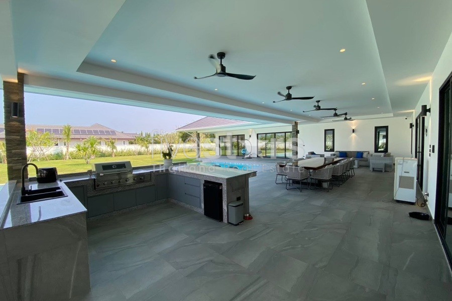 New Fully Furnished 4 Bed Villa For Sale with Solar and Pool, photo 5