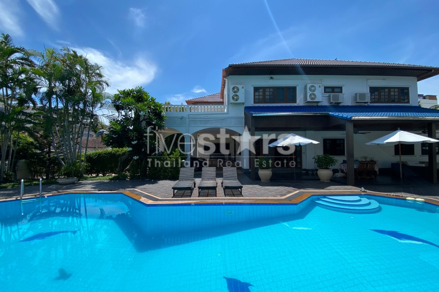 Luxury 6-Bedroom Pool Villa in Hua Hin City Center – Walk to Market Village & the Beach, photo 2