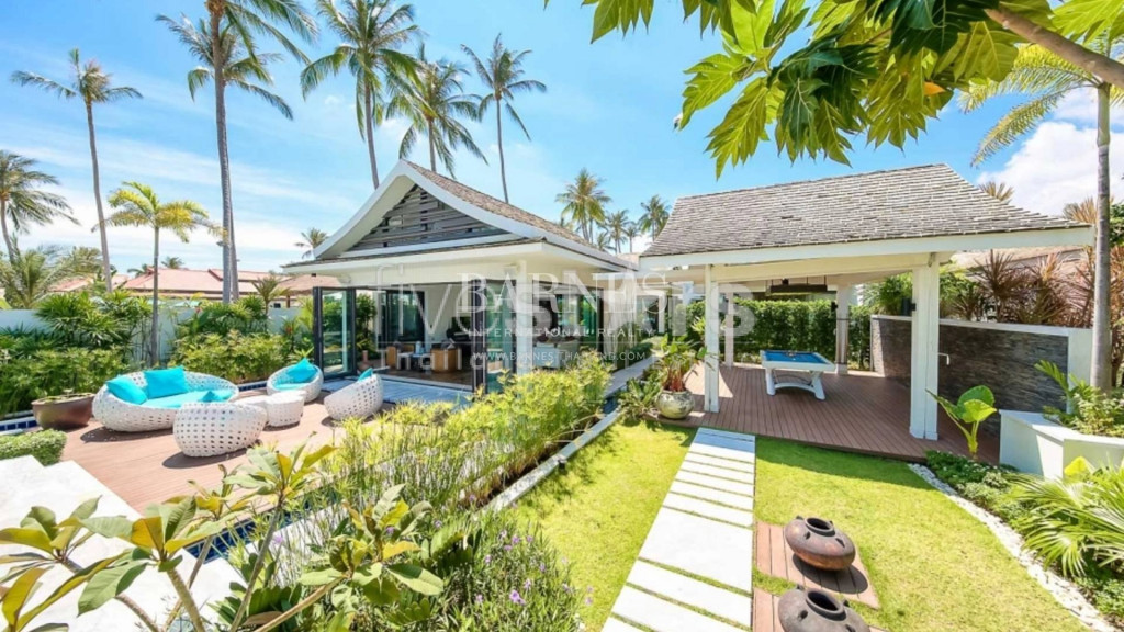 STUNNING BEACHFRONT VILLA IN LAEM SET, photo 2