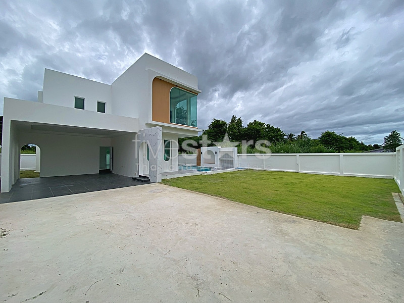 Spacious Family Pool Villa Near Black Mountain | THB 5.69M, photo 3
