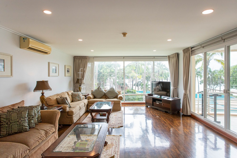 Luxury Beachfront 4-Bedroom Condo with Sea View for Sale at Baan SaenPloen Hua Hin, photo 8