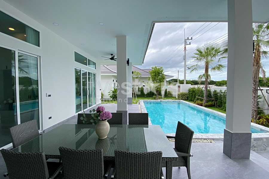 Modern European-Style 4-Bedroom Pool Villa for Sale in Central Hua Hin – Private Guest House Included, photo 5