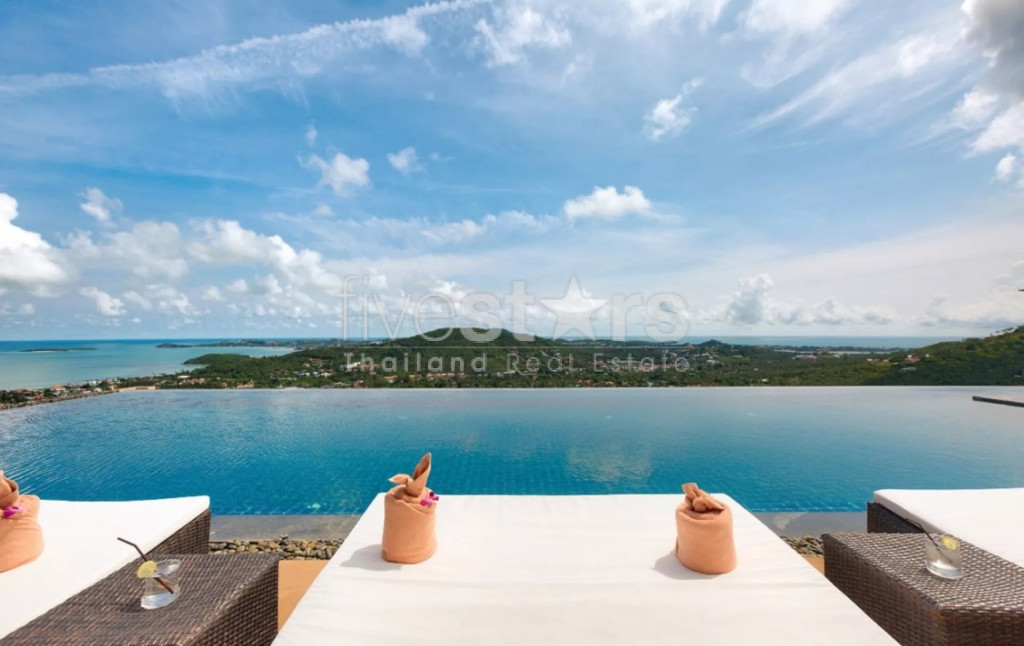 SPECTACULAR HILLS VILLA WITH BAIE VIEW, photo 4