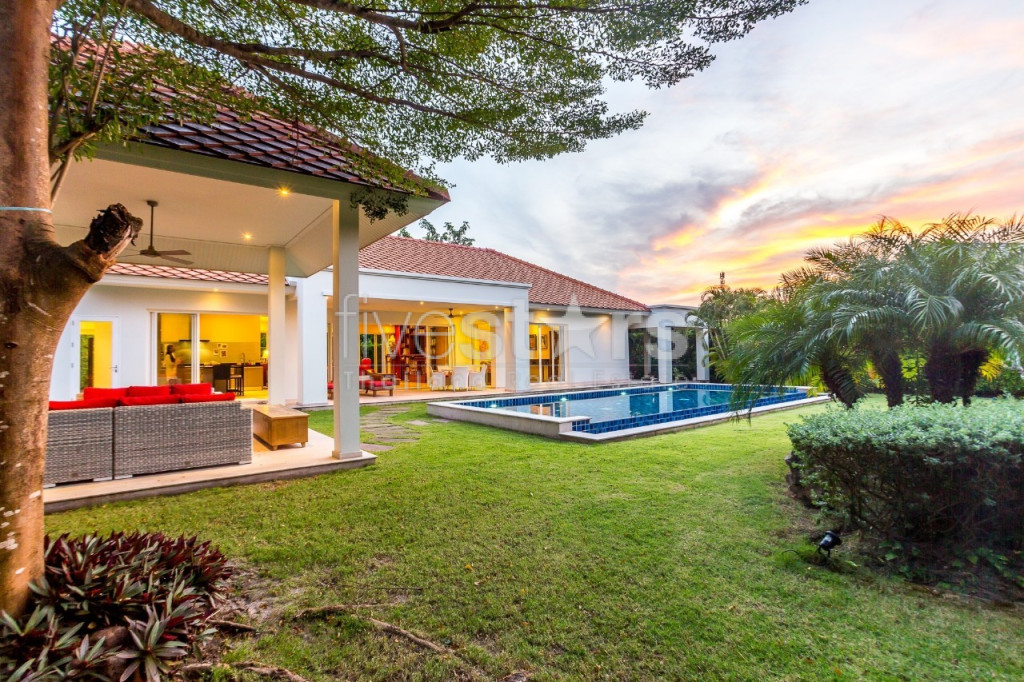 Elegant 3-Bedroom Villa in Baan Ing Phu – Luxury Living Near Black Mountain Golf, photo 15