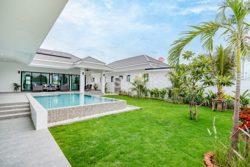 Luxury Modern Pool Villas for Sale at Botanica Hua Hin – Dream Homes in a Green Oasis, photo 9