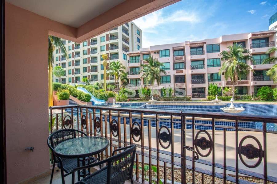 Newly Renovated Pool-Access 1 Bedroom Condo for Sale at Marrakesh Hua Hin – Beachfront