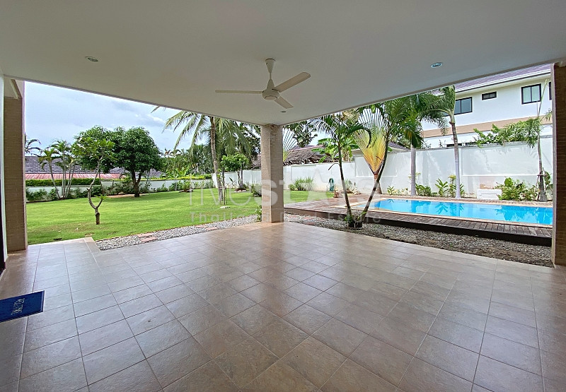 Executive 4-Bedroom Pool Villa with Guest Studio on Rare Double Plot in Khao Tao, photo 7