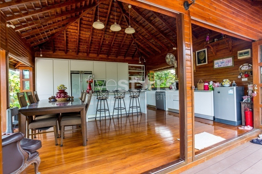Authentic Thai Teakwood Villa Estate with Guest Bungalows and Mountain Views Near Sam Roi Yot – Reduced Price, photo 9
