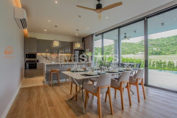 Luxury Villas for Sale at Black Mountain Golf Course, photo 8