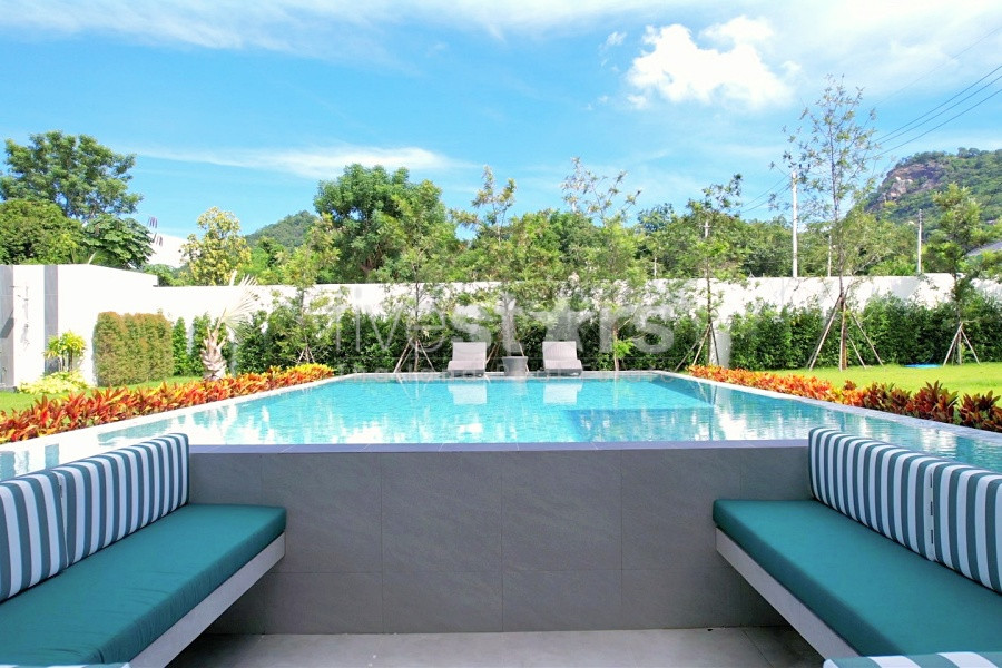 Luxury 4-Bedroom Pool Villa with 5 Bathrooms — Fully Furnished, photo 5