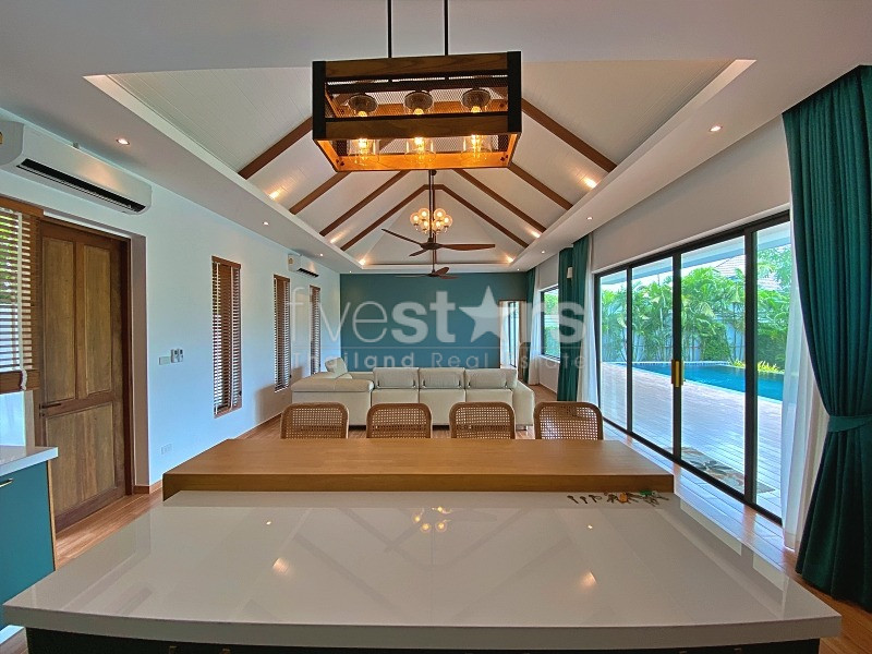 Stunning 4 Bedroom Pool Villa With Dramatic Hill Views, photo 12