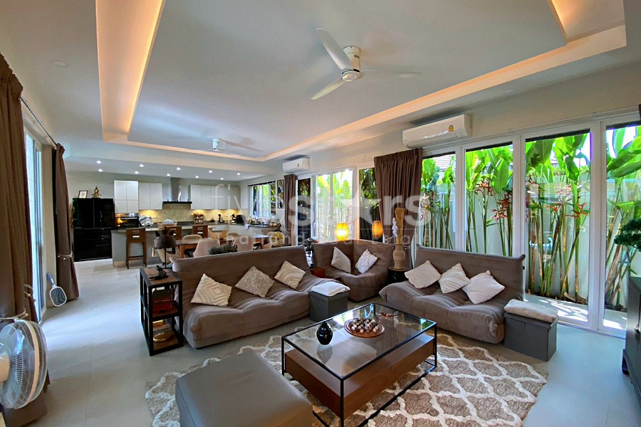 Modern 3 Bedroom Luxury Pool Villa For Sale in Huana Hua Hin, photo 13