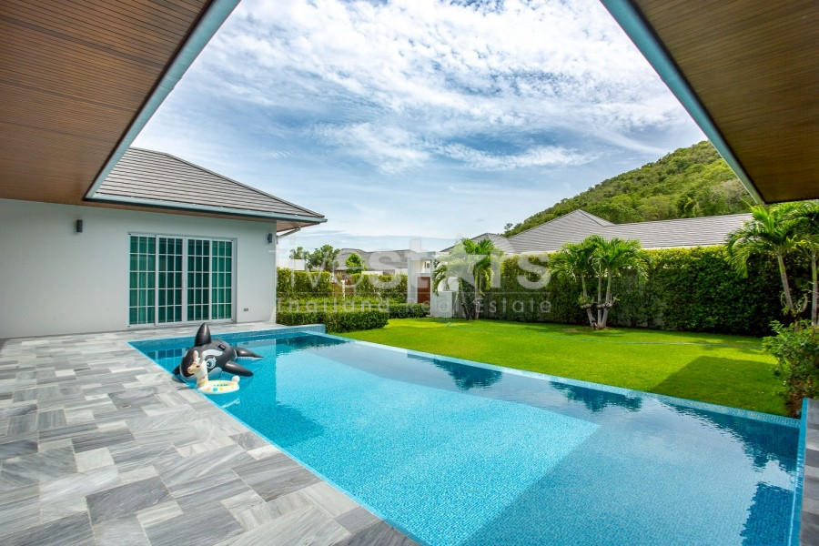 Spacious 3-Bedroom Villa with Premium Outdoor Living – Full Freehold | Soi 112, Hua Hin, photo 4