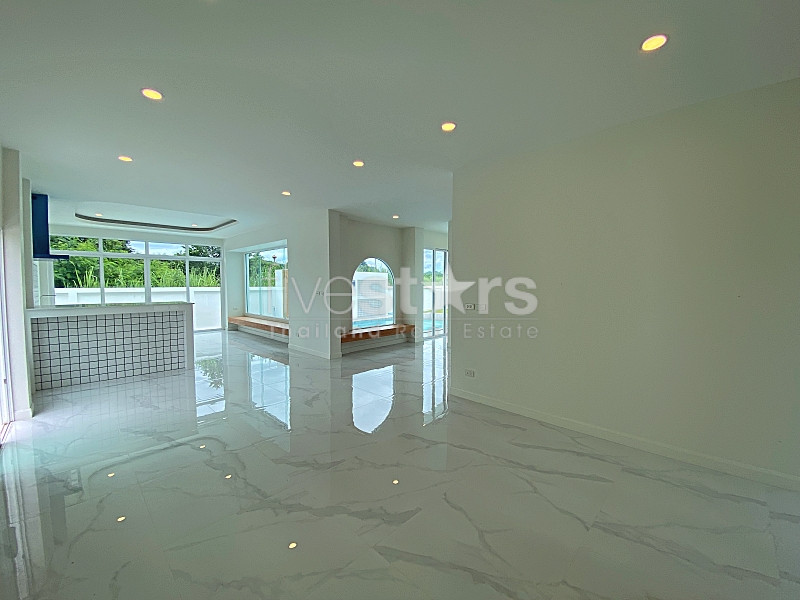 Spacious Family Pool Villa Near Black Mountain | THB 5.69M, photo 7