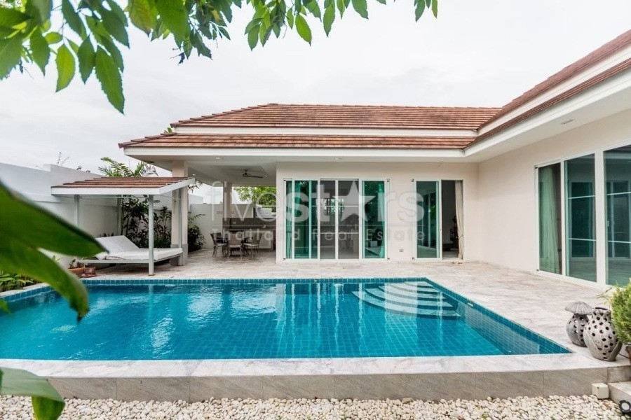 3 Bedroom Pool Villa at Red Mountain Waterside