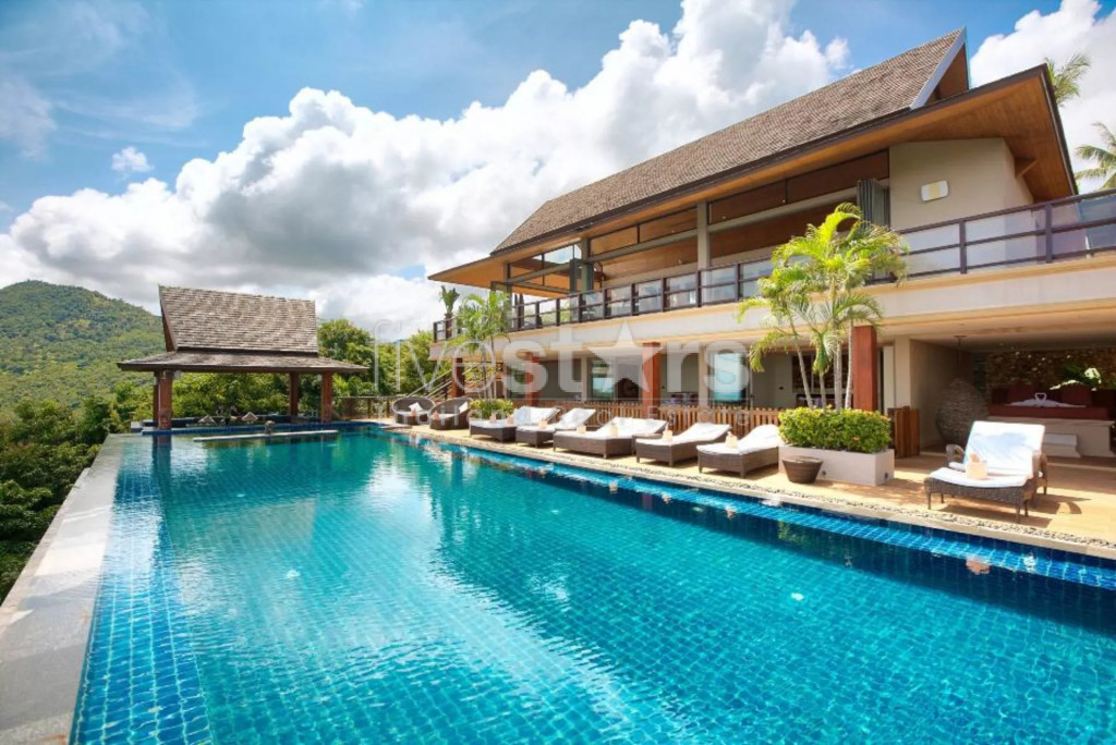 SPECTACULAR HILLS VILLA WITH BAIE VIEW, photo 2