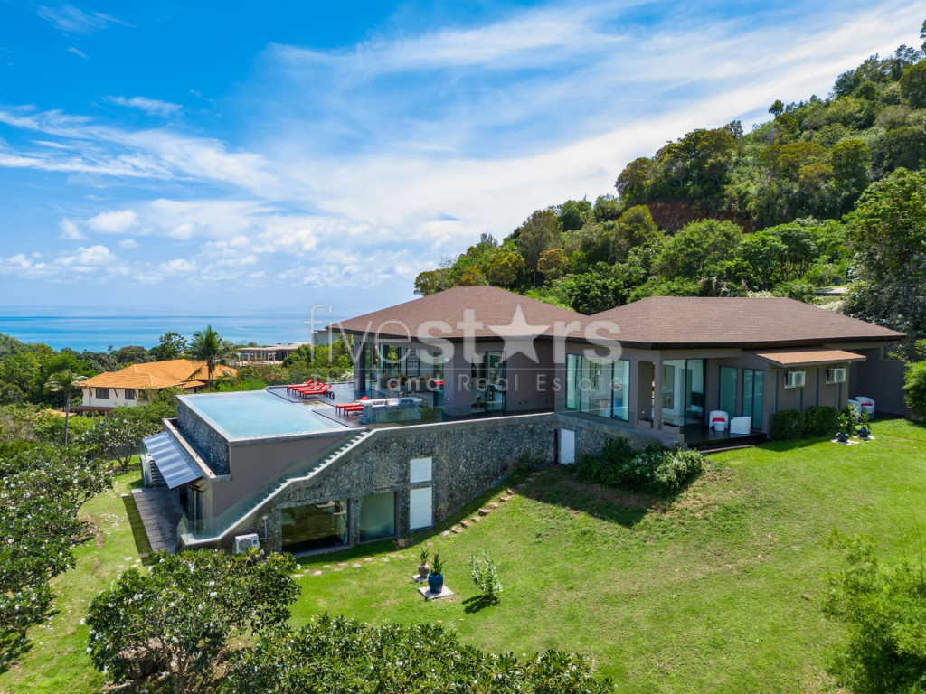 SEA-VIEW VILLA IN UPSCALE NEIGHBORHOOD, photo 11