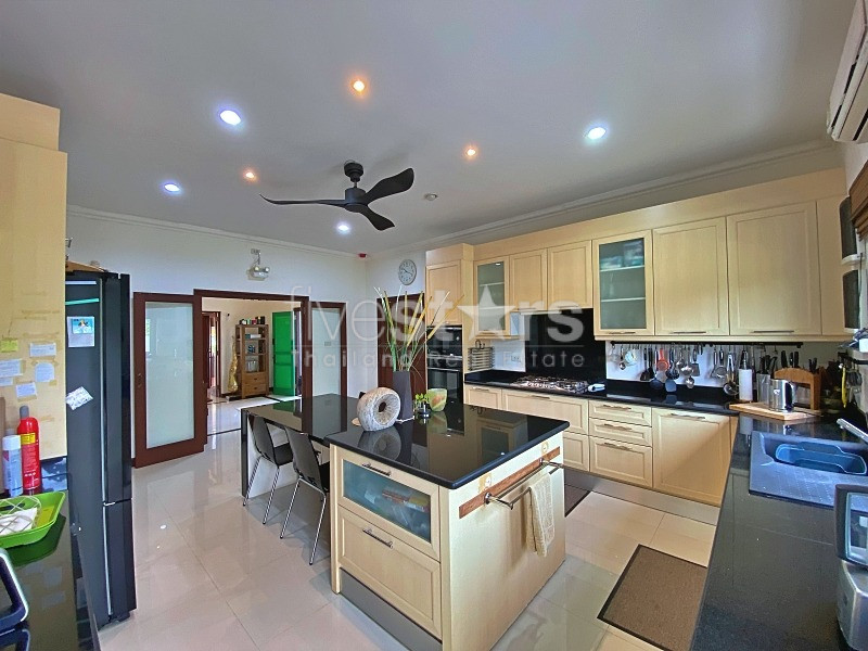 Authentic 4 Bedroom Pool Villa For Sale in Hin Lek Fai Hua Hin, photo 15