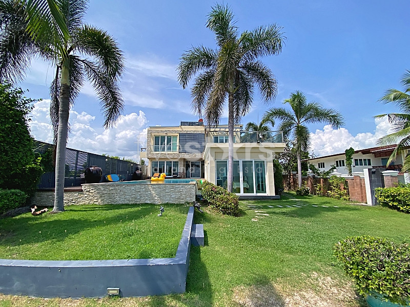 Rare True Beachfront Villa for Sale in Hua Hin – Price Reduced to THB 79 Million, photo 3