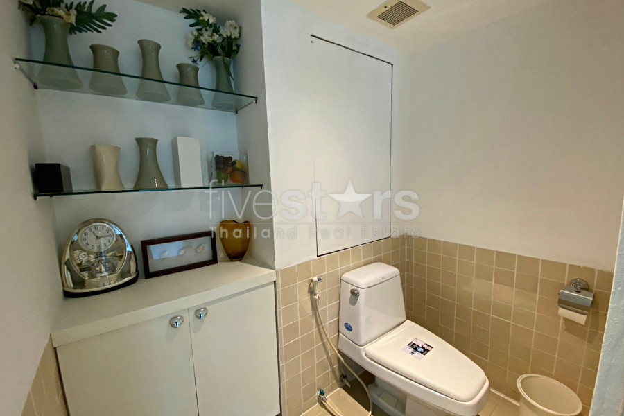 Ground Floor 2 Bedroom Beachfront Condo at Baan Chai Talay, photo 15