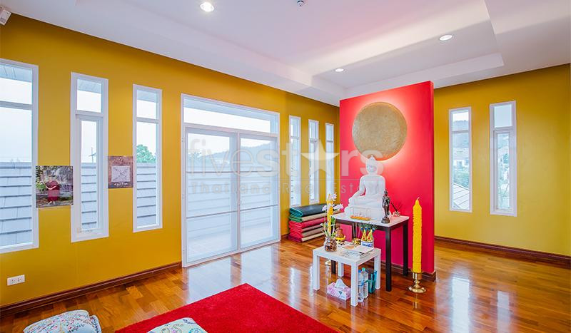 Large Pool Villa For Sale at Baan Silasa in Hua Hin, photo 7