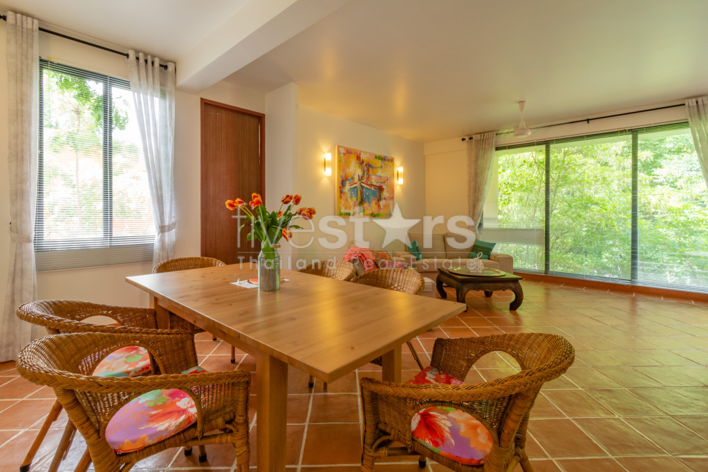 Beautiful 2 Bedroom Condo Near The Beach, photo 14