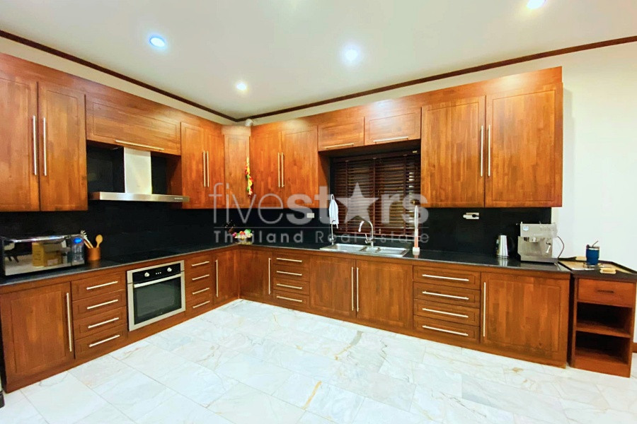 Classic 3-Bedroom Pool Villa for Sale – Crystal View, Soi 114 Hua Hin, photo 11