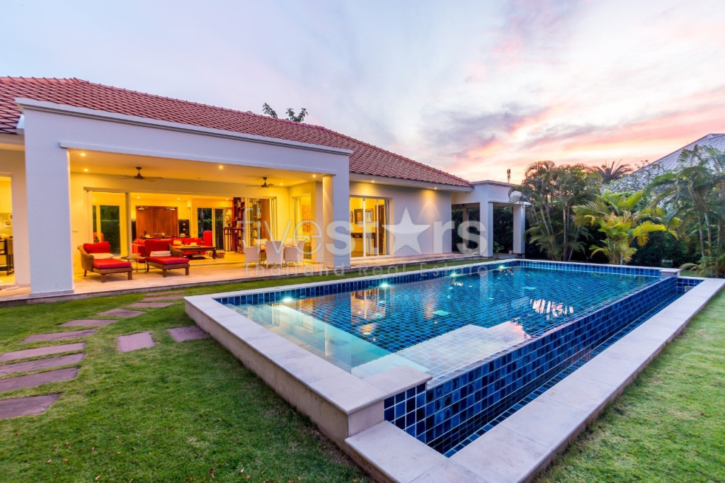 Elegant 3-Bedroom Villa in Baan Ing Phu – Luxury Living Near Black Mountain Golf, photo 11