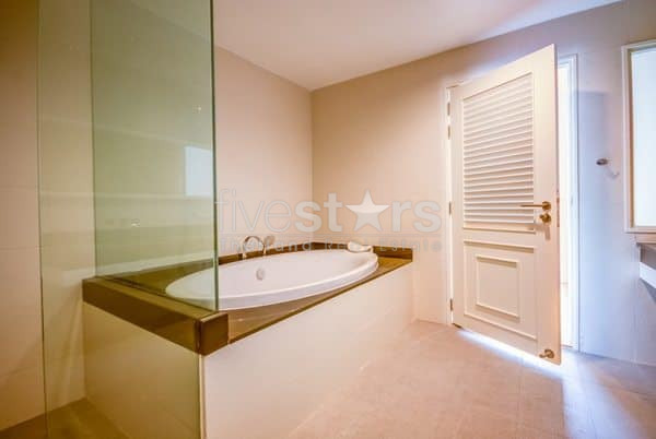 Luxurious 2 Bed Condo at Malibu Khao Tao, photo 12