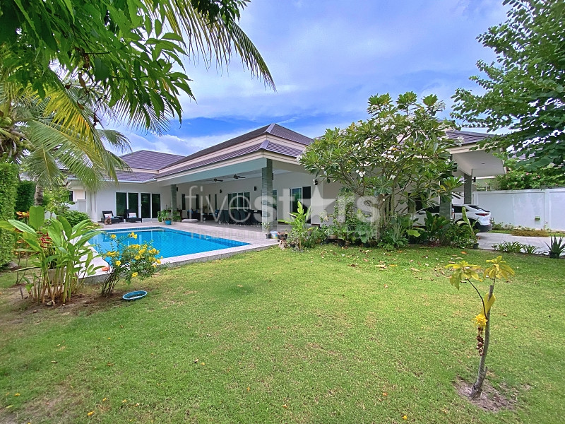 Spacious 3 Bed 3 Bath Pool Villa For Sale Near Palm Hills on Secure Estate, photo 2