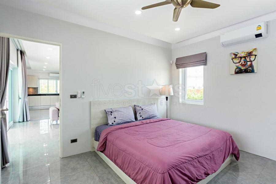 Modern Single Storey Pool Villa for Sale in Peaceful Khao Tao Soi 126, photo 9