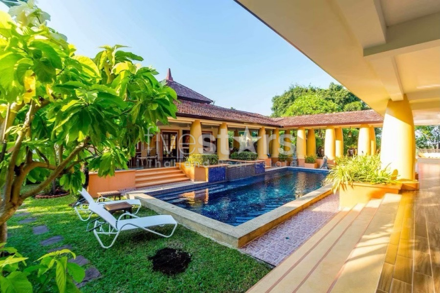 Perfect 5-Bedroom Luxury Villa in Hua Hin Soi 116 – Mountain View, Private Pool