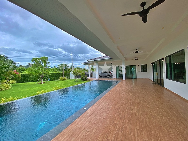 Stunning 4 Bedroom Pool Villa With Dramatic Hill Views, photo 6
