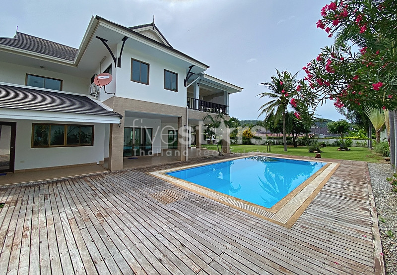 Executive 4-Bedroom Pool Villa with Guest Studio on Rare Double Plot in Khao Tao, photo 2