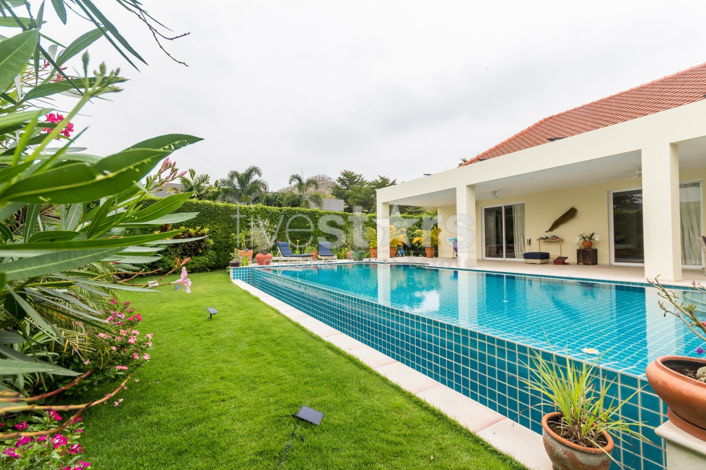 Baan Ing Phu Luxury Pool Villa with Mountain View For Sale, photo 3