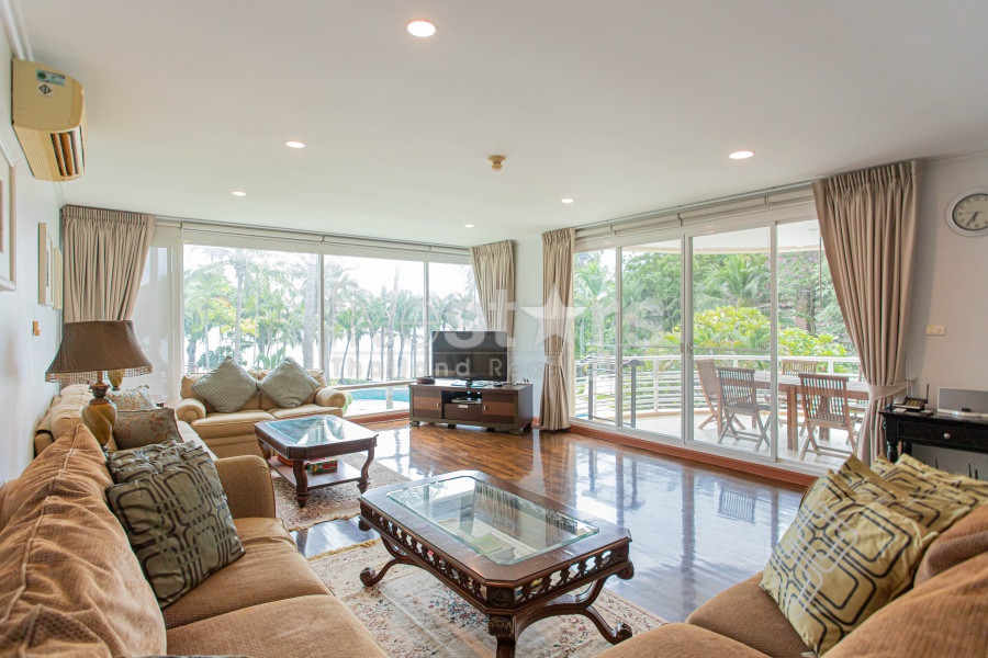 Luxury Beachfront 4-Bedroom Condo with Sea View for Sale at Baan SaenPloen Hua Hin, photo 6
