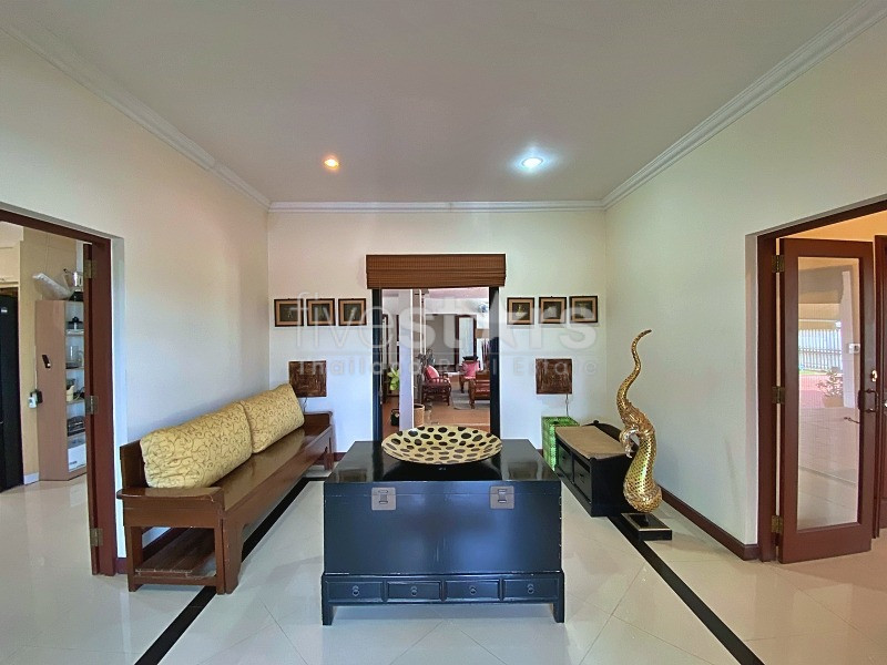 Authentic 4 Bedroom Pool Villa For Sale in Hin Lek Fai Hua Hin, photo 11