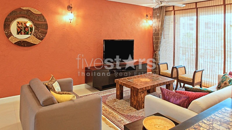 Stunning 3-Bedroom Beachfront Condo with Panoramic Sea and Pool Views at Marrakesh Hua Hin, photo 8