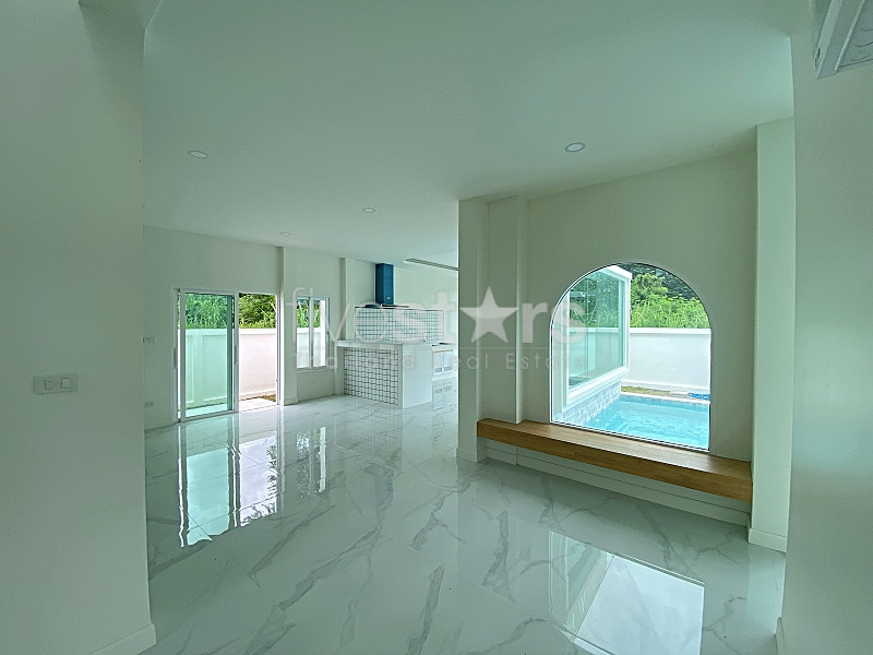 Spacious Family Pool Villa Near Black Mountain | THB 5.69M, photo 5
