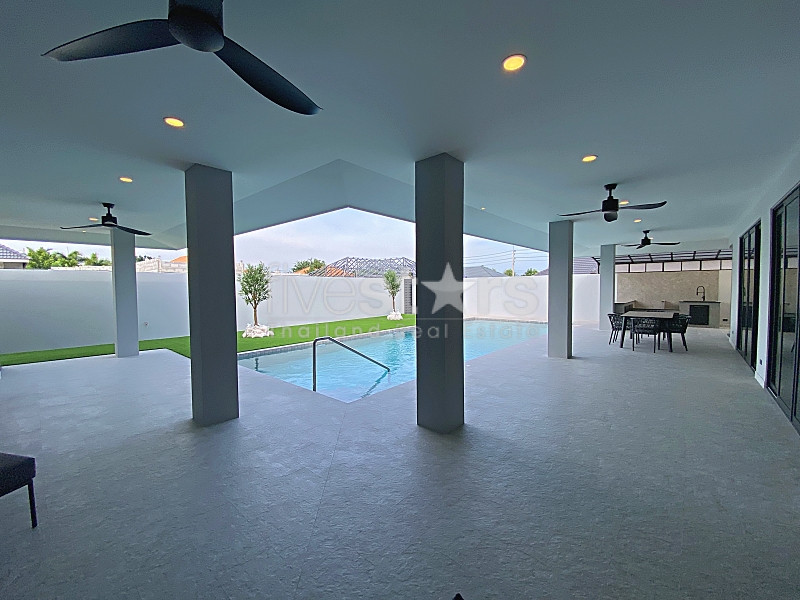 Elegant 4-Bedroom Private Pool Villa for Sale in Huana, Soi 116, Hua Hin, photo 4